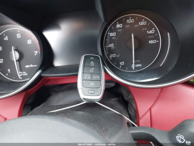 2017 ALFA ROMEO GIULIA ZARFAECN8H7561406 Photo 10