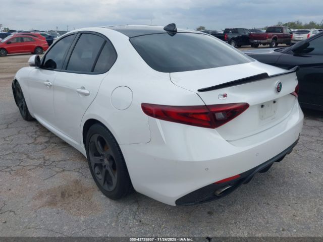 2017 ALFA ROMEO GIULIA ZARFAECN8H7561406 Photo 2