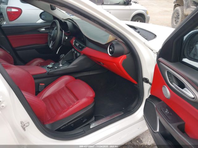 2017 ALFA ROMEO GIULIA ZARFAECN8H7561406 Photo 4