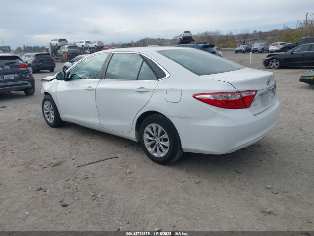 2015 TOYOTA CAMRY 4T4BF1FK6FR508790 Photo 2