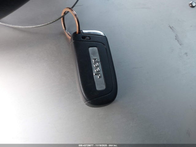ZACCJBBB5HPE77081 Jeep Renegade Altitude 4x4