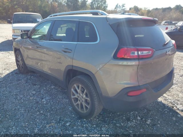 2017 JEEP CHEROKEE 1C4PJLCB6HW603246 Photo 2