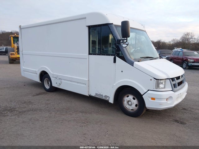 2014 Isuzu Commercial Van მანქანა იყიდება აუქციონზე, vin: JALB4T17XE7W00208, აუქციონის ნომერი: 43729144