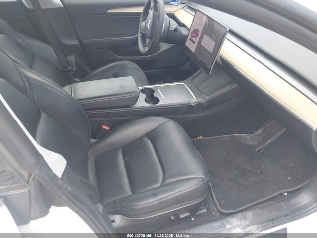 2021 TESLA MODEL 3 5YJ3E1EC5MF981179 Photo 4