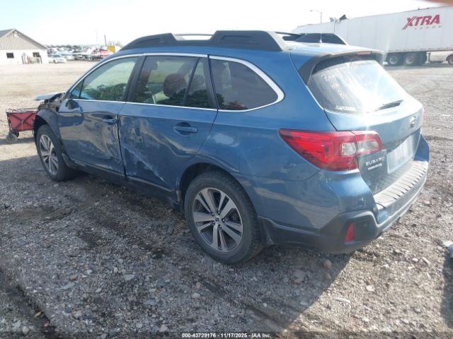 2018 SUBARU OUTBACK 4S4BSANC3J3284960 Photo 2