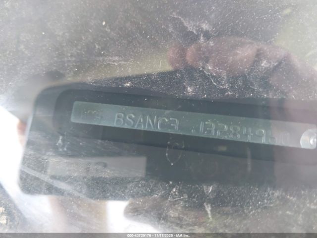 2018 SUBARU OUTBACK 4S4BSANC3J3284960 Photo 8