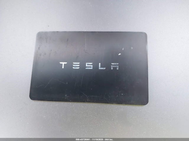 2024 TESLA MODEL Y 7SAYGDEE0RA238536 Photo 10