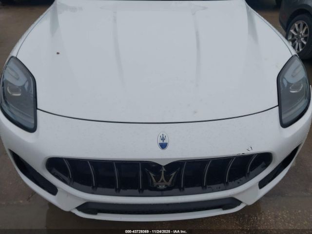2023 MASERATI GRECALE ZN682AVA5P7416288 Photo 9