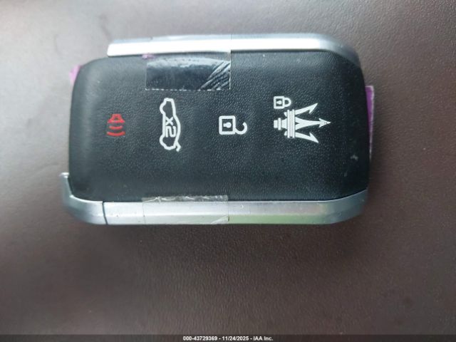 2023 MASERATI GRECALE ZN682AVA5P7416288 Photo 10