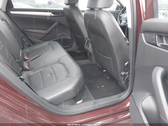 Продаж на аукціоні авто 2013 Volkswagen Passat 2.5l Se, vin: 1VWBP7A35DC083352, номер лоту: 43729414
