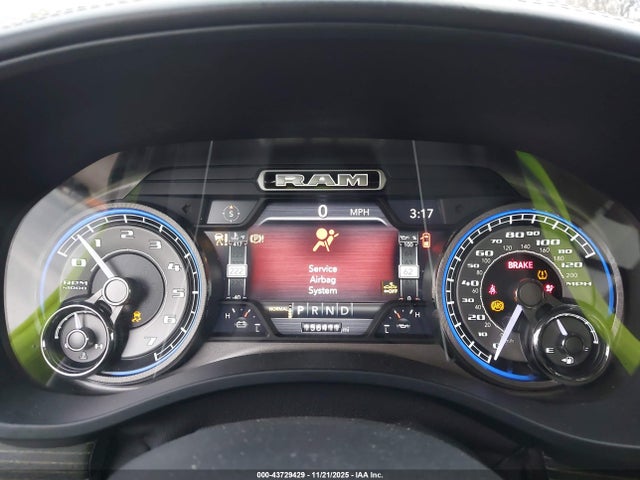 43729429 :رقم المزاد ، 1C6SRFHT4KN618967 vin ، 2019 Ram 1500 Limited  4x4 5'7 Box مزاد بيع
