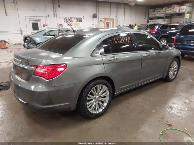 Aukcja sprzedaży 2013 Chrysler 200 Limited, vin: 1C3CCBCG3DN593455, numer aukcji: 43729444