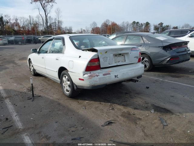1995 HONDA ACCORD 1HGCE6660SA030546 Photo 2