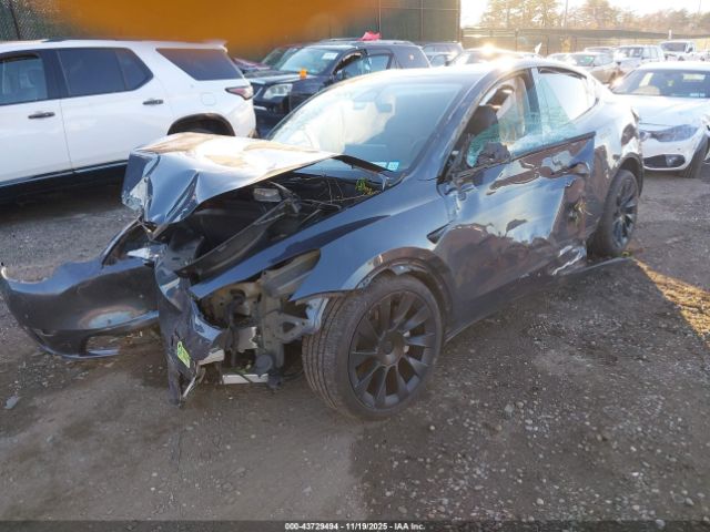 2022 TESLA MODEL Y 7SAYGAEE2NF314303 Photo 1