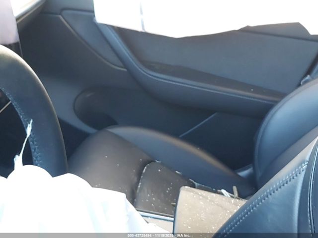 2022 TESLA MODEL Y 7SAYGAEE2NF314303 Photo 4