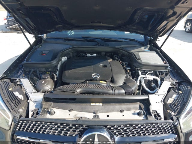 W1N0J8EB6NG041665 Mercedes-Benz Glc Glc 300