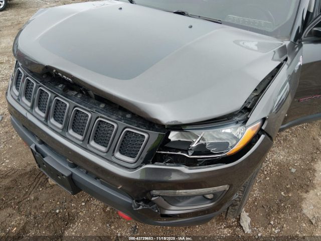 2019 JEEP COMPASS 3C4NJDDB0KT721415 Photo 9