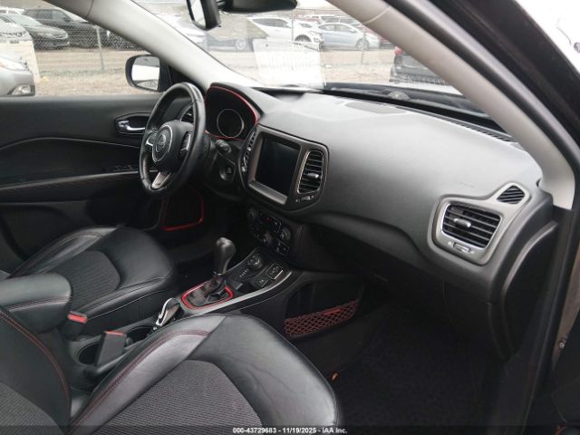 2019 JEEP COMPASS 3C4NJDDB0KT721415 Photo 4