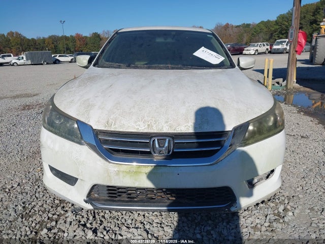 Продажа на аукционе авто 2015 Honda Accord Lx, vin: 1HGCR2F3XFA027002, номер лота: 43729709