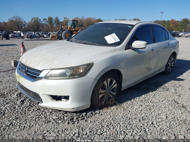 Продажа на аукционе авто 2015 Honda Accord Lx, vin: 1HGCR2F3XFA027002, номер лота: 43729709