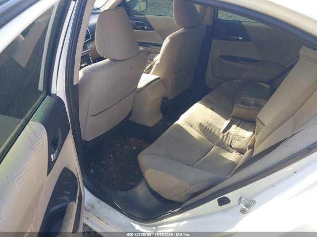 Продажа на аукционе авто 2015 Honda Accord Lx, vin: 1HGCR2F3XFA027002, номер лота: 43729709