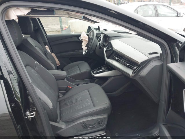 2024 AUDI Q4 E-TRON WA1LUBFZ2RP069385 Photo 4