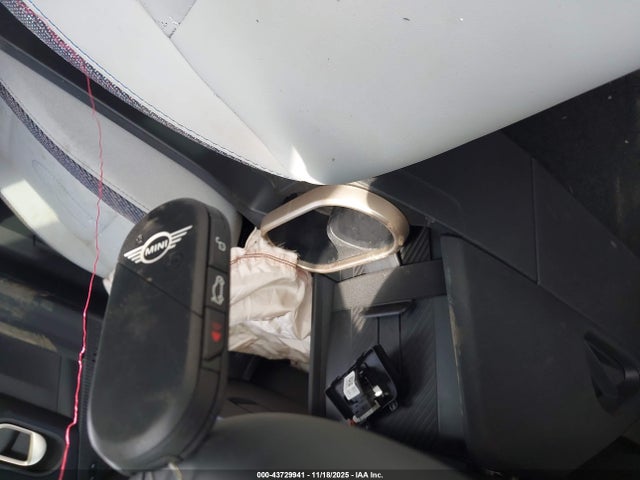 2025 MINI HARDTOP WMW53GD07S2X07696 Photo 10