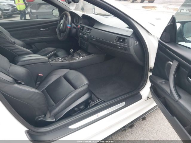 2011 BMW M3 WBSDX9C56BE584878 Photo 4