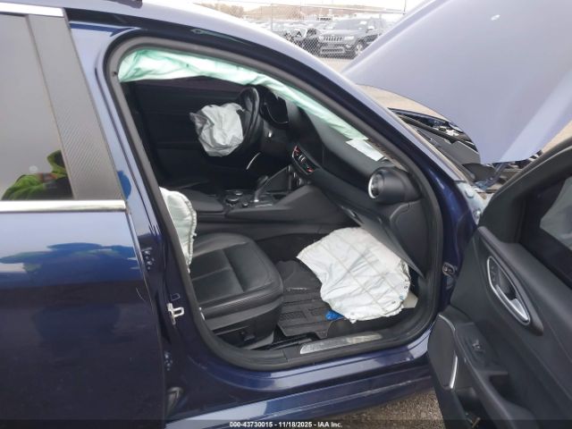 2018 ALFA ROMEO GIULIA ZARFAEDN2J7572888 Photo 4