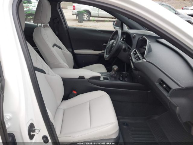 2024 LEXUS UX 250H JTHX9JBH1R2077473 Photo 4