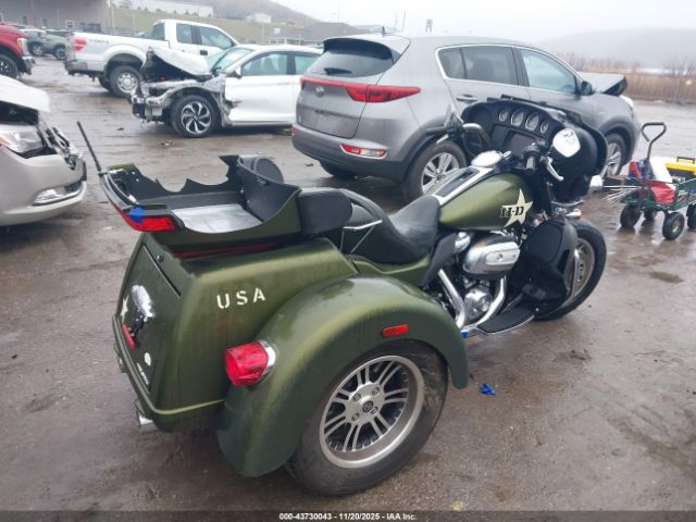 2022 HARLEY-DAVIDSON FLHTCUTG 1HD1MAF10NB854902 Photo 3