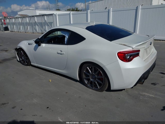 2019 SUBARU BRZ JF1ZCAC13K9602064 Photo 2