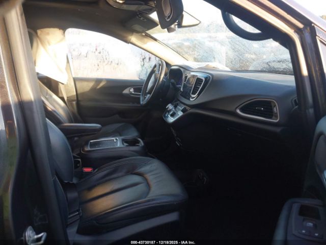 2020 CHRYSLER PACIFICA 2C4RC1EG4LR269817 Photo 4