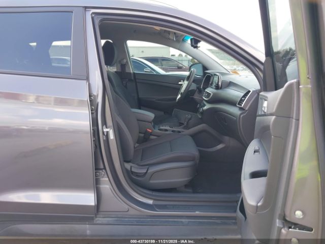 2020 HYUNDAI TUCSON KM8J33A46LU141663 Photo 4