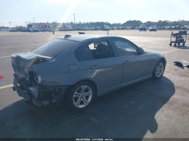 2011 BMW 328I WBAPK5C51BF124207 Photo 3