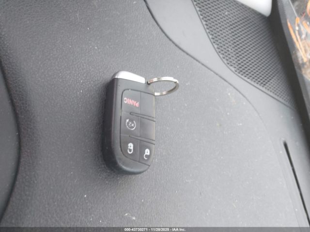 2016 JEEP RENEGADE ZACCJBBT0GPD42923 Photo 10