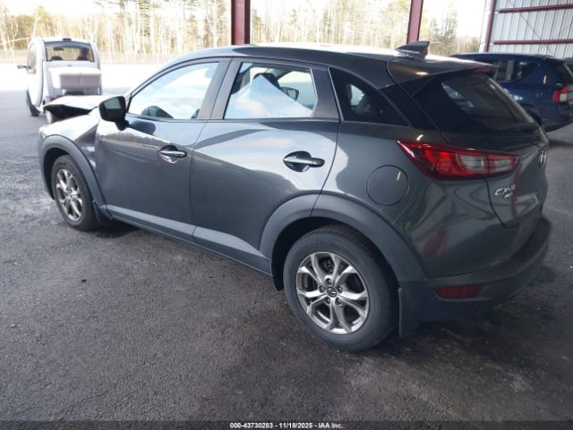 2016 MAZDA CX-3 JM1DKFC79G0131512 Photo 2