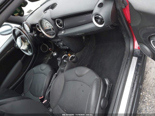 2011 MINI COOPER S WMWZP3C58BTX83854 Photo 4