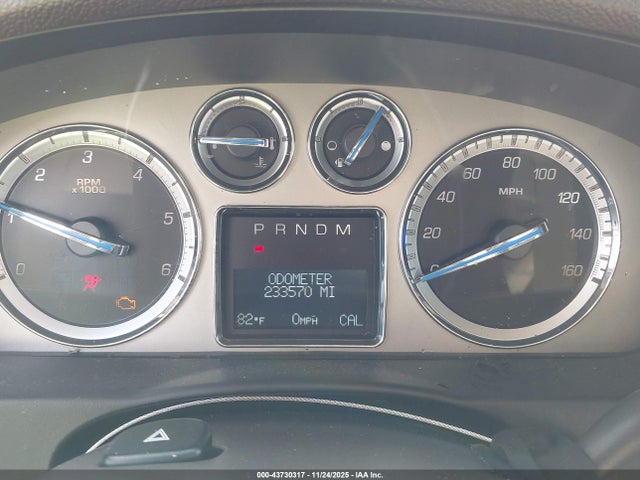 2011 CADILLAC ESCALADE ESV 1GYS3JEF8BR140812 Photo 6