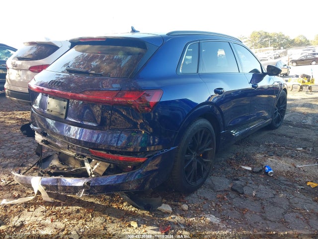 2023 AUDI E-TRON WA1VABGE0PB014831 Photo 3