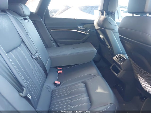 2023 AUDI E-TRON WA1VABGE0PB014831 Photo 7