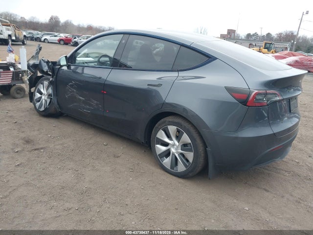 2023 TESLA MODEL Y 7SAYGDEE3PA089990 Photo 2