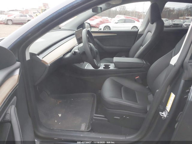 2023 TESLA MODEL Y 7SAYGDEE3PA089990 Photo 4