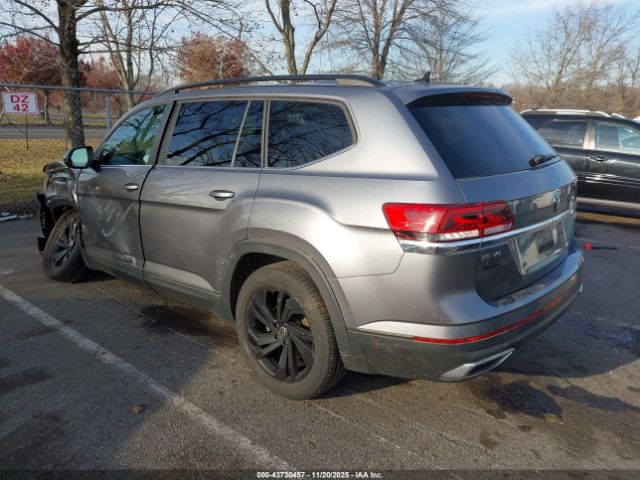 2022 VOLKSWAGEN ATLAS 1V2KR2CA4NC522195 Photo 2