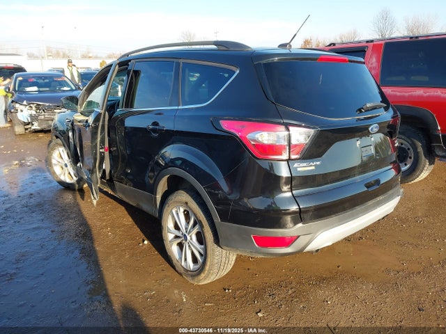 2018 Ford Escape Se მანქანა იყიდება აუქციონზე, vin: 1FMCU9GD5JUB51792, აუქციონის ნომერი: 43730546