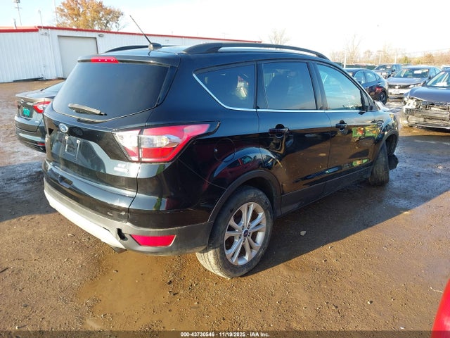 2018 Ford Escape Se მანქანა იყიდება აუქციონზე, vin: 1FMCU9GD5JUB51792, აუქციონის ნომერი: 43730546