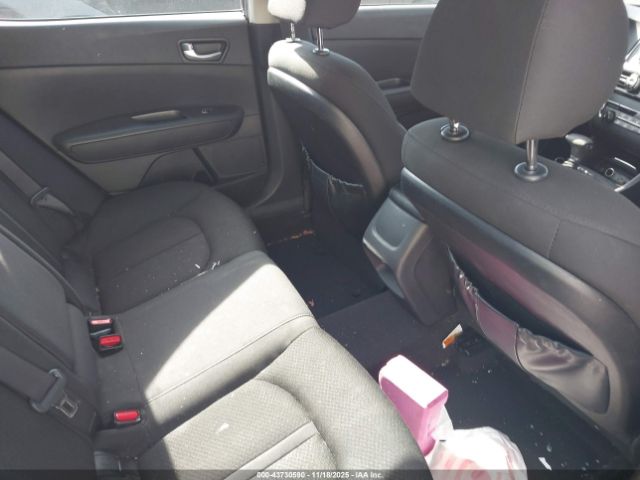 2016 KIA OPTIMA 5XXGT4L39GG100447 Photo 7