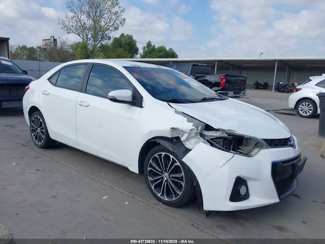 Продажа на аукционе авто 2015 Toyota Corolla S Plus, vin: 5YFBURHE3FP232785, номер лота: 43730632