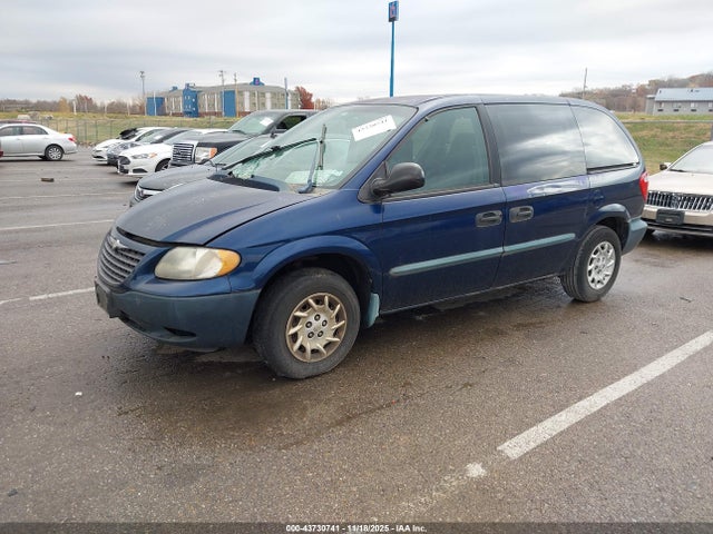 2002 CHRYSLER VOYAGER 1C4GJ253X2B741516 Photo 1