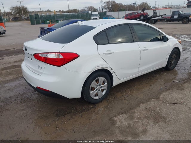 KNAFK4A69G5487742 KIA FORTE LX